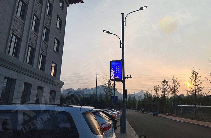智慧灯杆助力安全智慧校园系统的升级